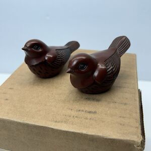 Vintage Resin Crowning Touch Collection Carved Bird Taiwan Mid Century Set Of 2